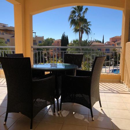 Limnaria Gardens - Modern 1 Bed, Walk To Beach & Shops Пафос Екстериор снимка